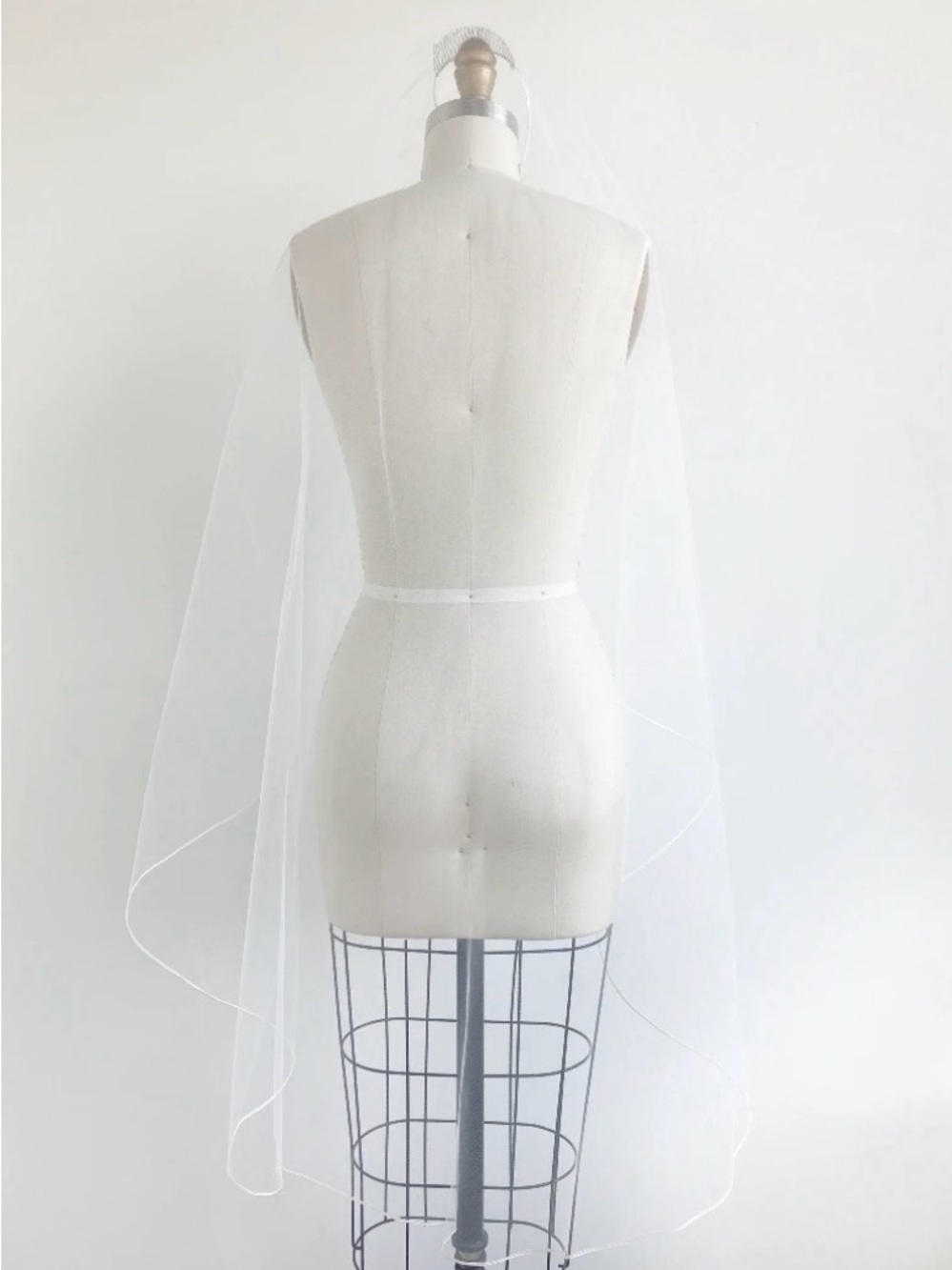 Sara Gabriel Michelle Arched Veil with Fine Edge Trim